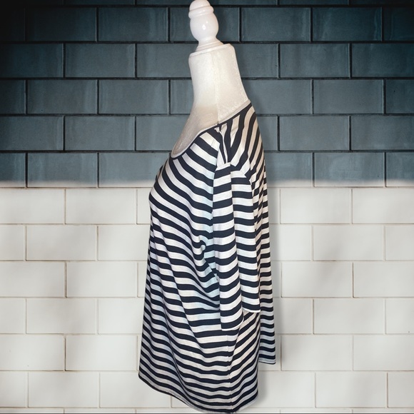 LULAROE Women’s Black and White Classic - Picture 2 of 8